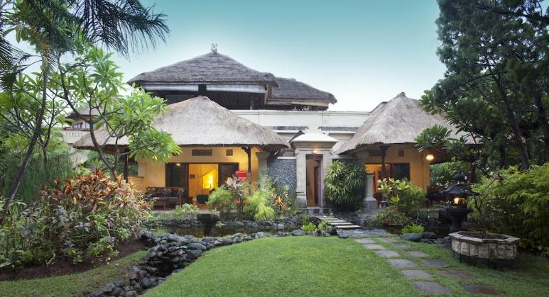 Taman Sari Bali Cottages Banyuwedang Екстер'єр фото